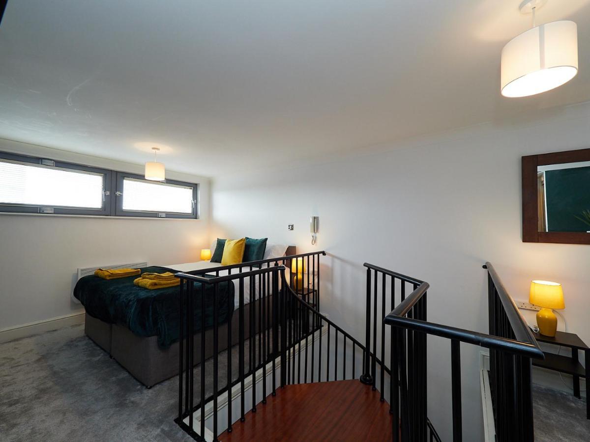Emerald Suite - Two Story Duplex Apartment - Balcony - Contractors - Family - City Centre - Broadway Plaza - Five Ways - Sleeps 6 Бирмингем Экстерьер фото